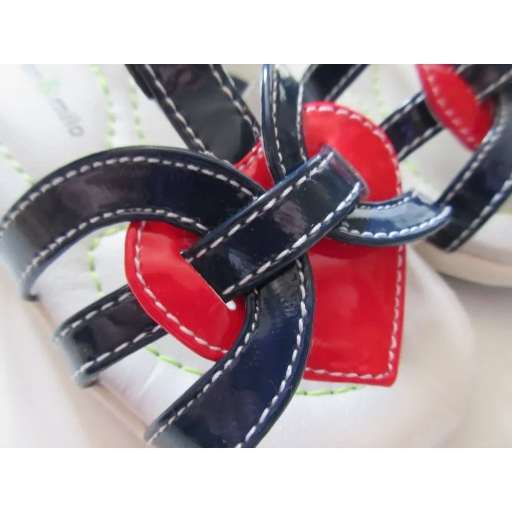 NIB Morgan & Milo Kira in Navy Blue T-Strap Heart Detail Patent Leather Sandal 8